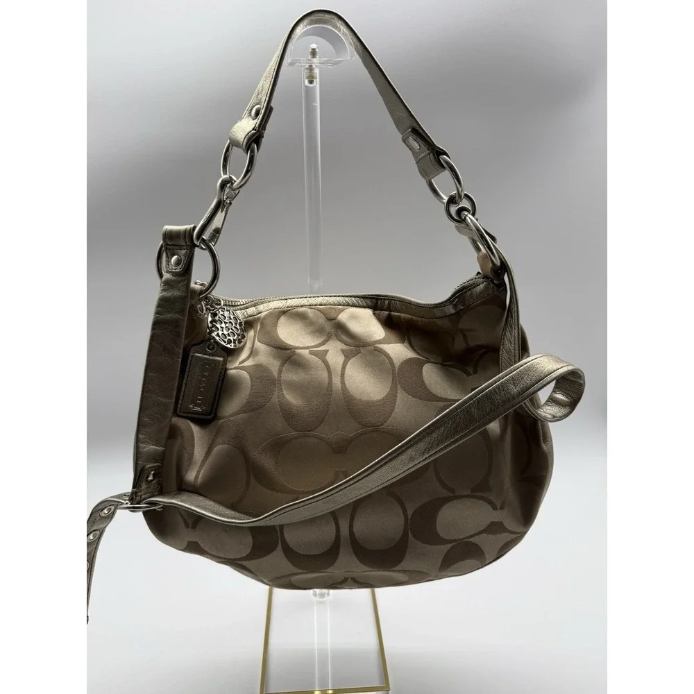 COACH Signature‎ Large Tan Hobo Shoulder Bag 12676
